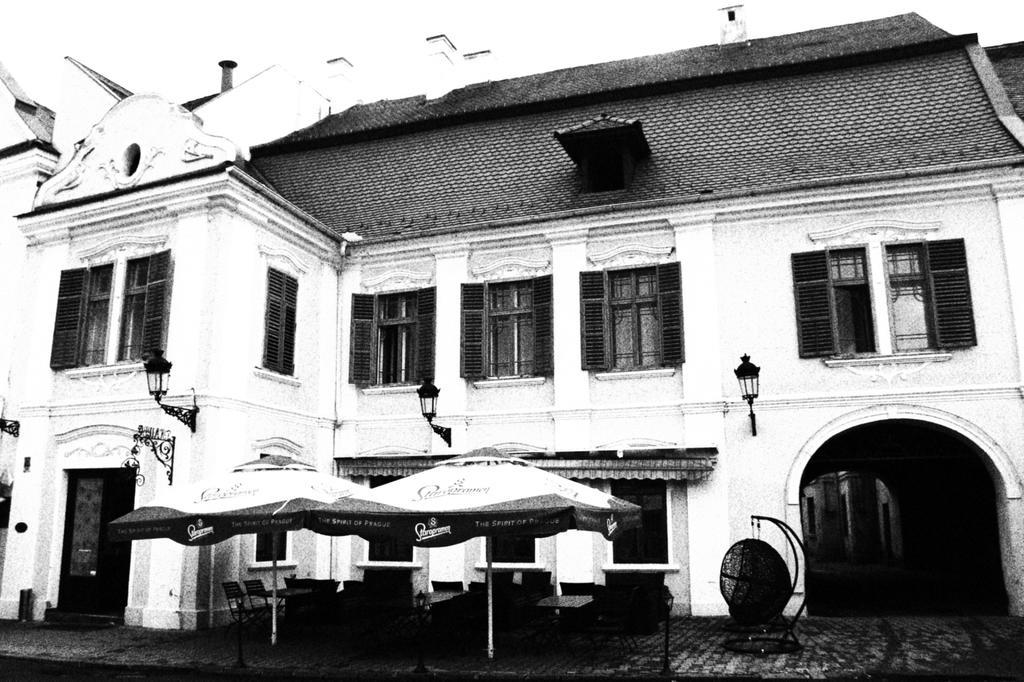 Ferdinand Apartments Медиаш Экстерьер фото