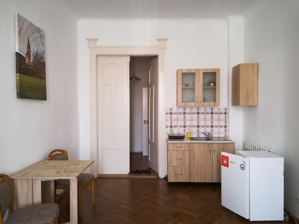 Ferdinand Apartments Медиаш Экстерьер фото