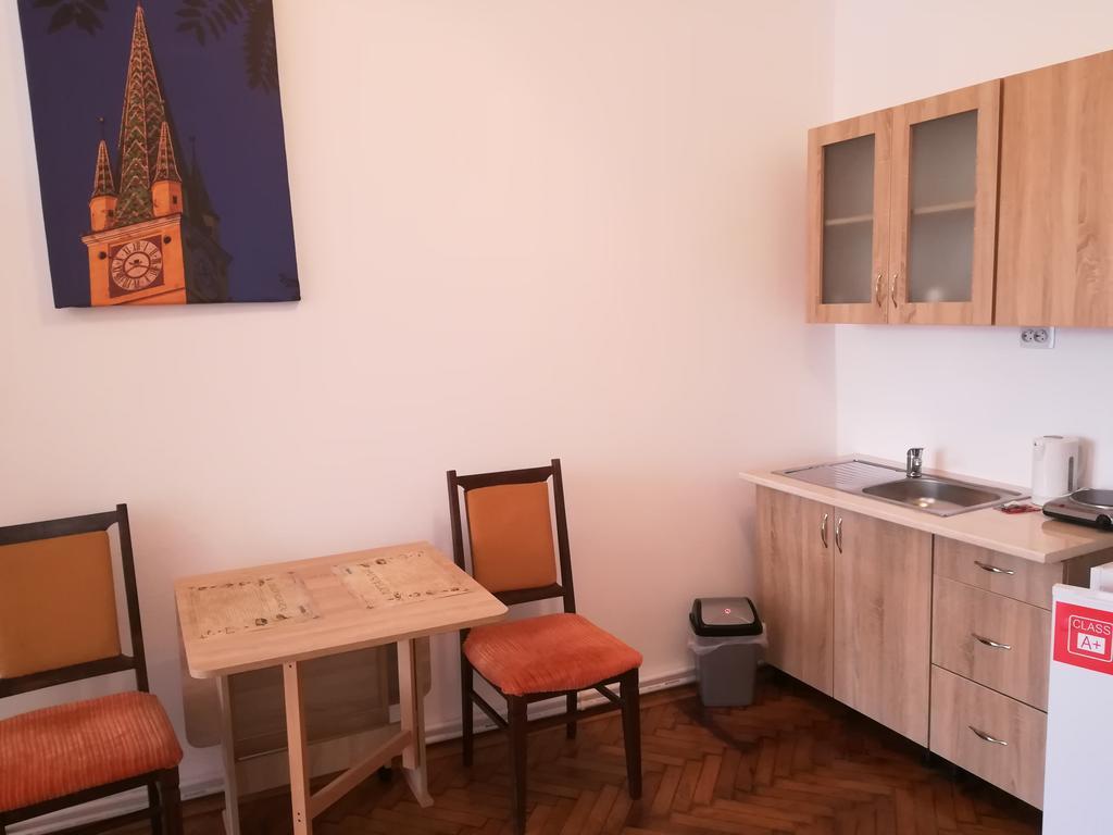 Ferdinand Apartments Медиаш Экстерьер фото