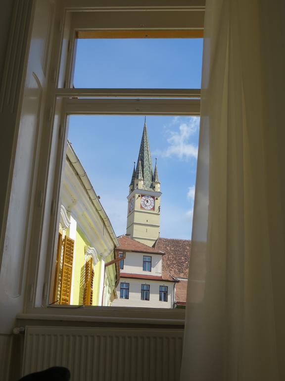 Ferdinand Apartments Медиаш Экстерьер фото